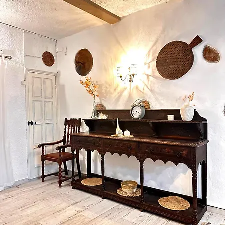 Graham's Town House Holiday home L'Escala