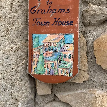 Graham's Town House *
